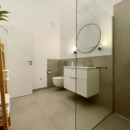 Weingut | Exklusiv | Modern | Zentrale Lage | 2sz *